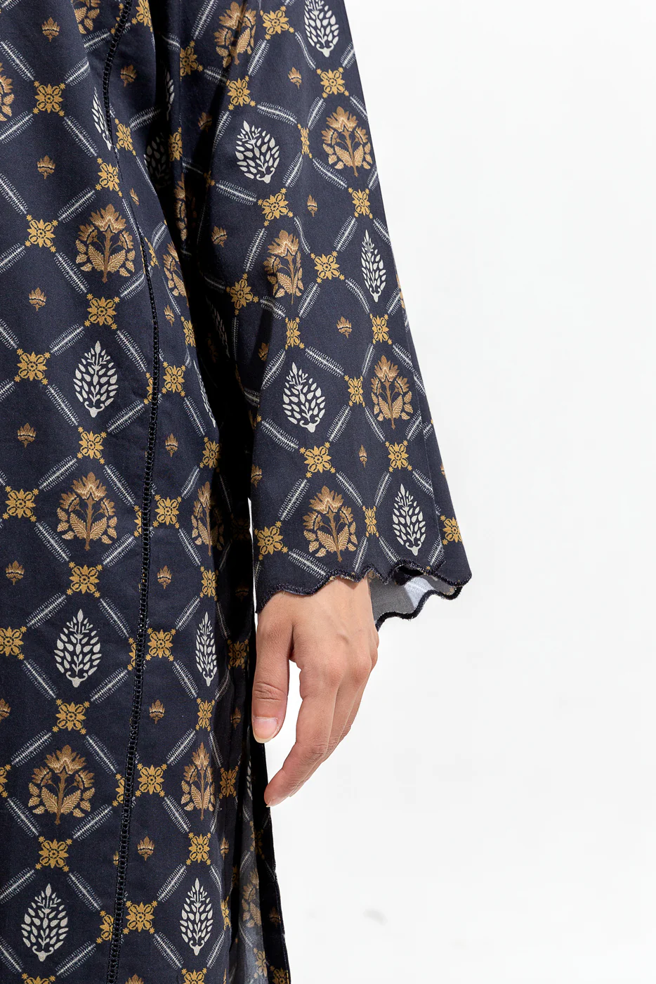 2 PIECE PRINTED PREMIUM LAWN SUIT (PRET) - Image 5