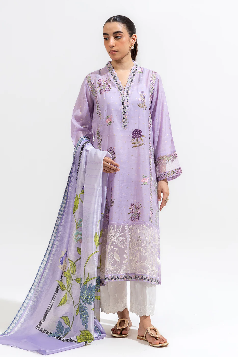 2 PIECE EMBROIDERED JACQUARD SUIT (LUXURY-PRET) - Image 3