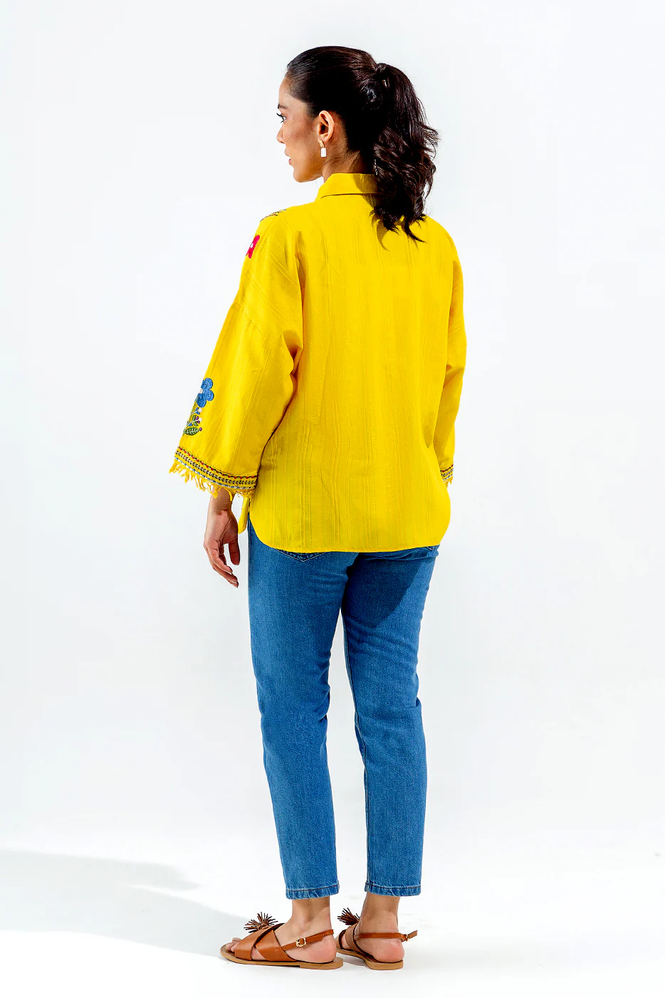 EMBROIDERED FUSION TOP (PRET) - Image 3