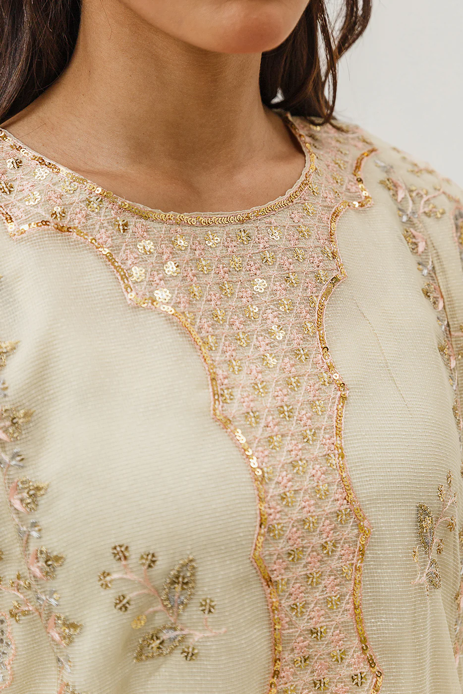 2 PIECE EMBROIDERED KARANDI SUIT (LUXURY-PRET) - Image 5