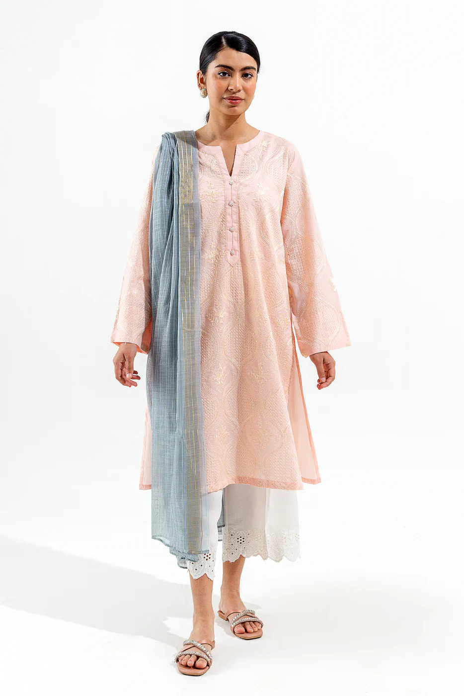 2 PIECE EMBROIDERED DYED LAWN SUIT (LUXURY PRET) - Image 2