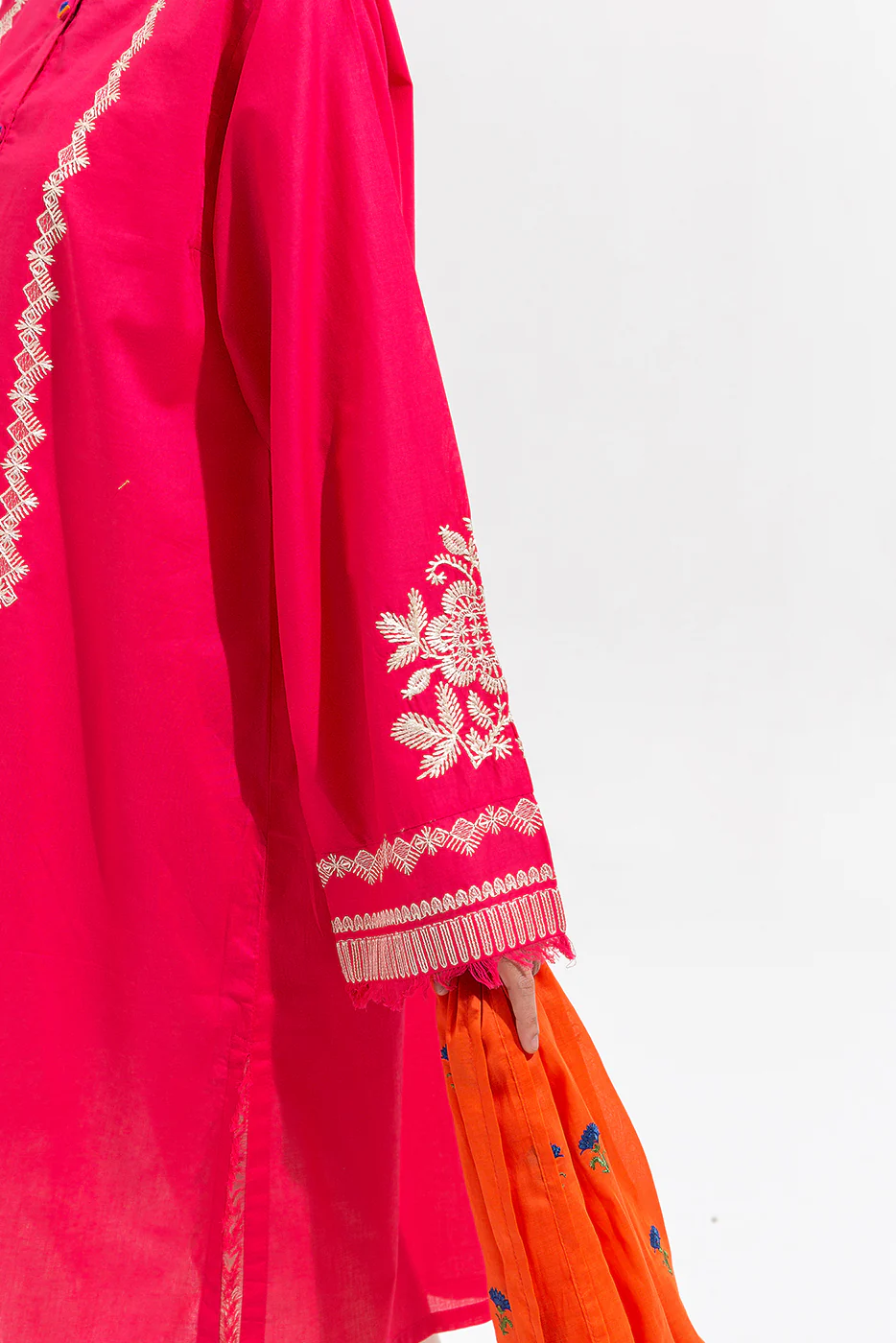 2 PIECE EMBROIDERED LAWN SUIT (PRET) - Image 6