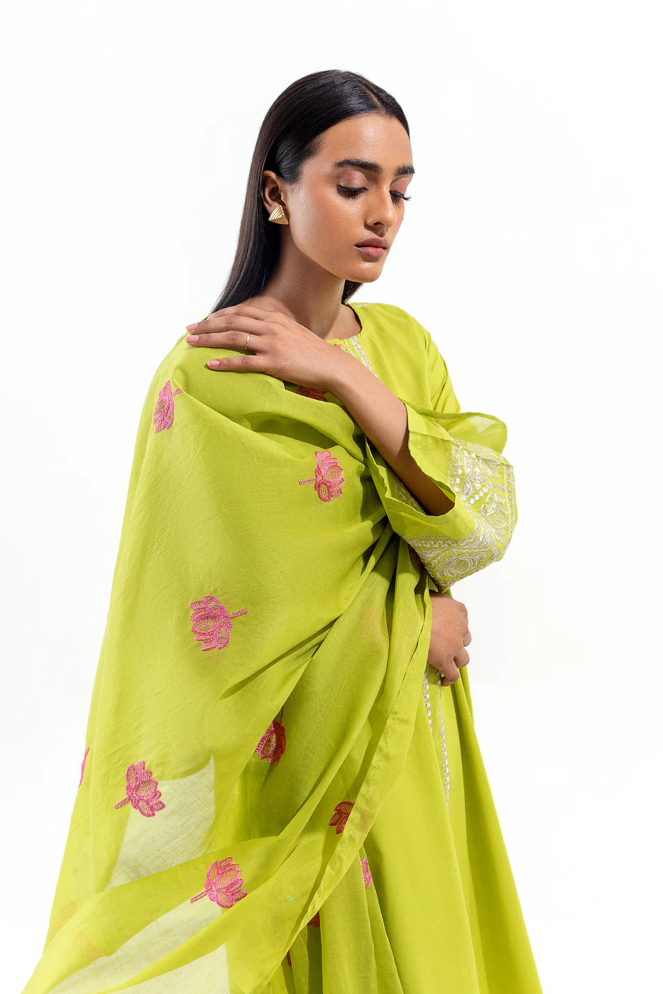 2 PIECE EMBROIDERED LAWN SUIT (PRET) - Image 2