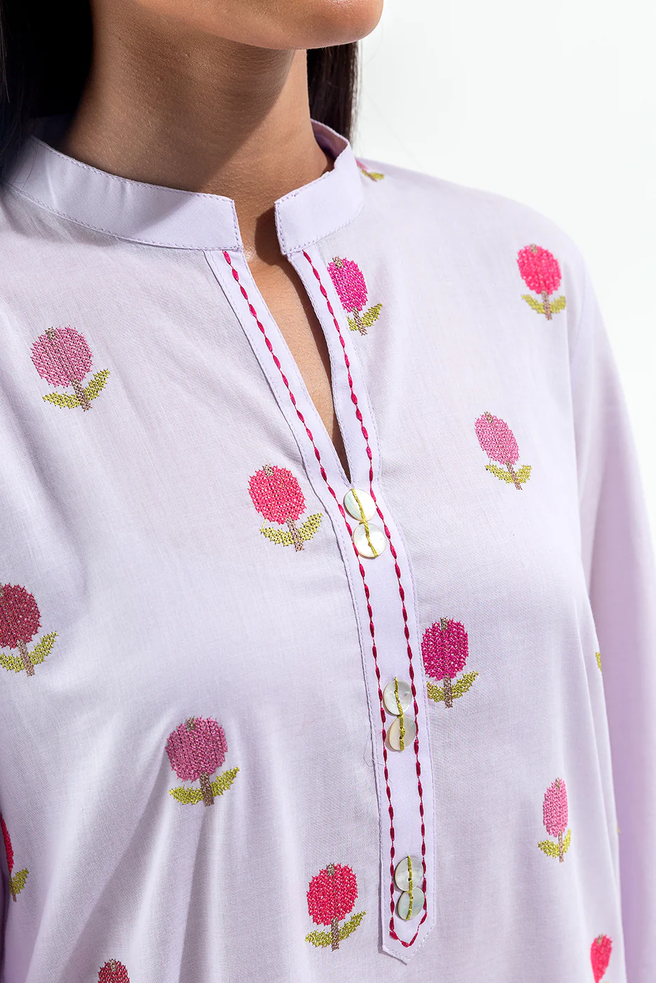 2 PIECE EMBROIDERED LAWN SUIT (PRET) - Image 5