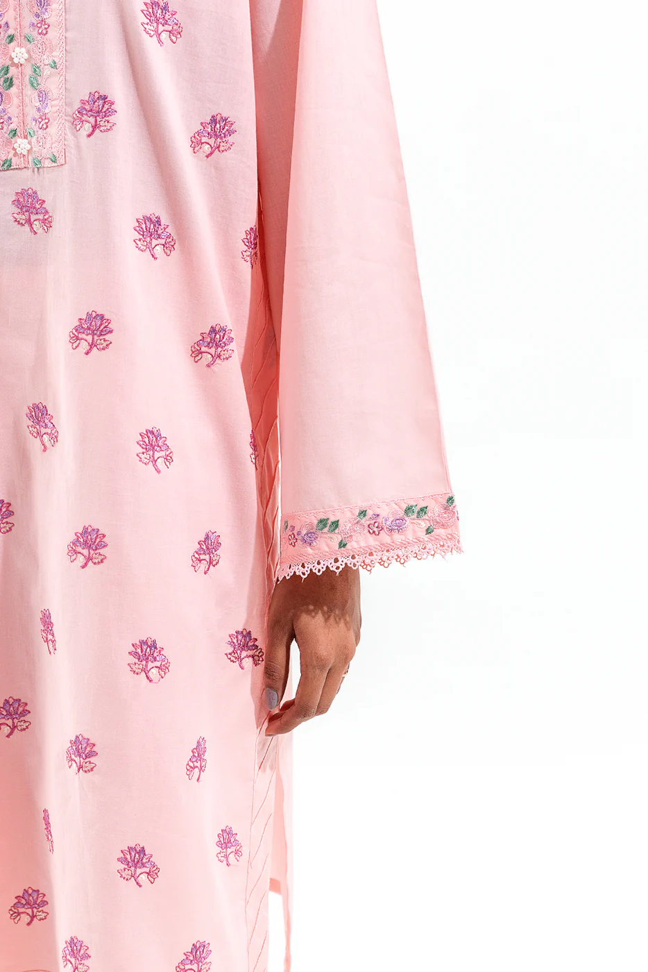 2 PIECE EMBROIDERED LAWN SUIT (PRET) - Image 4