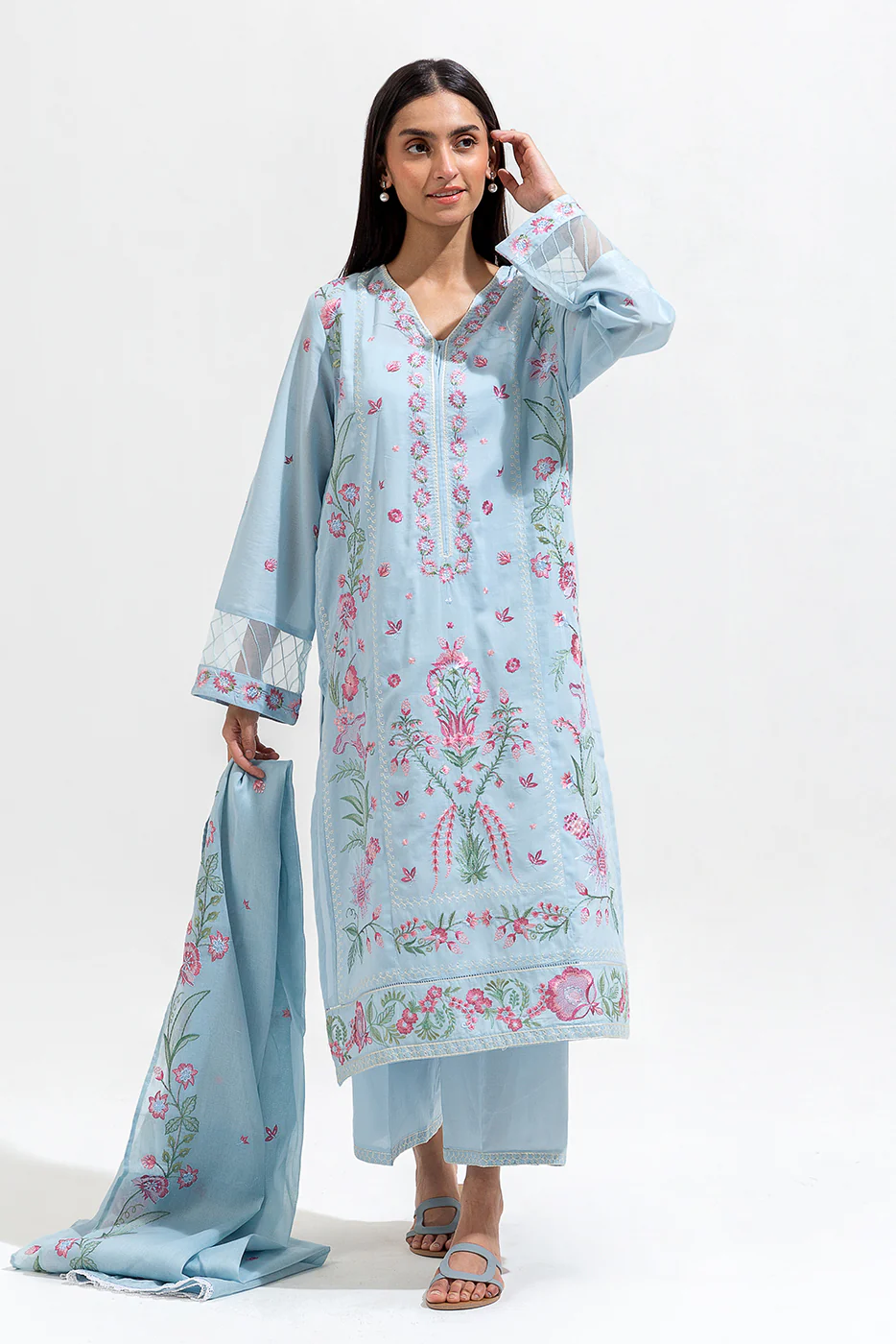 3 PIECE EMBROIDERED LAWN SUIT (PRET) - Image 3