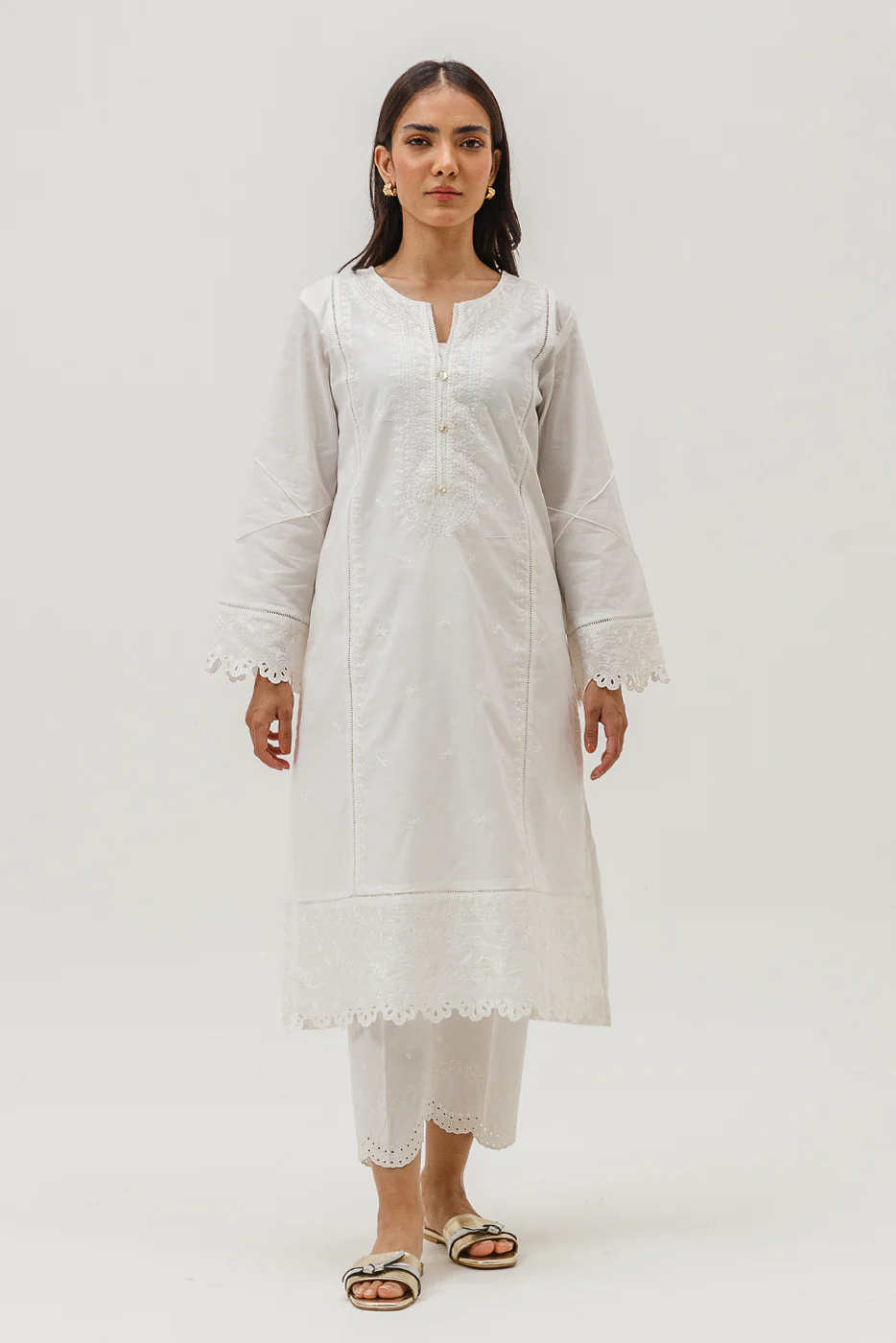 EMBROIDERED LAWN SHIRT (PRET) - Image 2