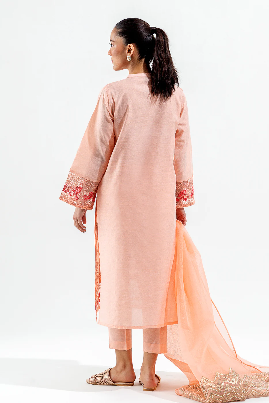 3 PIECE EMBROIDERED SLUB SUIT (LUXURY PRET) - Image 4