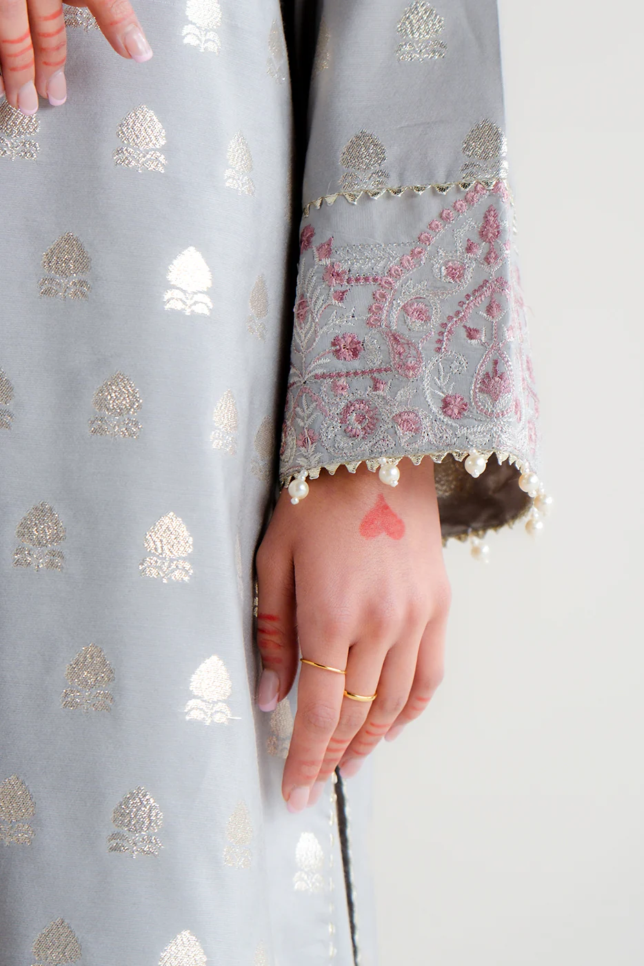 3 PIECE EMBROIDERED JACQUARD SUIT-MYSTIC MISTY (UNSTITCHED) - Image 2