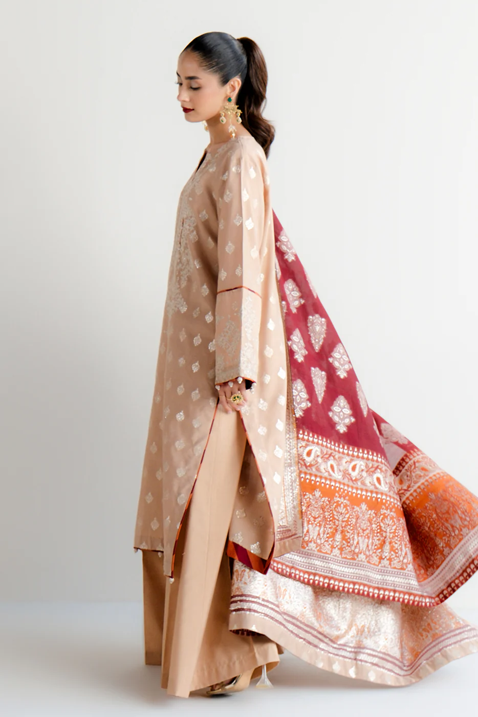 3 PIECE EMBROIDERED JACQUARD SUIT-TAUPE TREASURE (UNSTITCHED) - Image 8