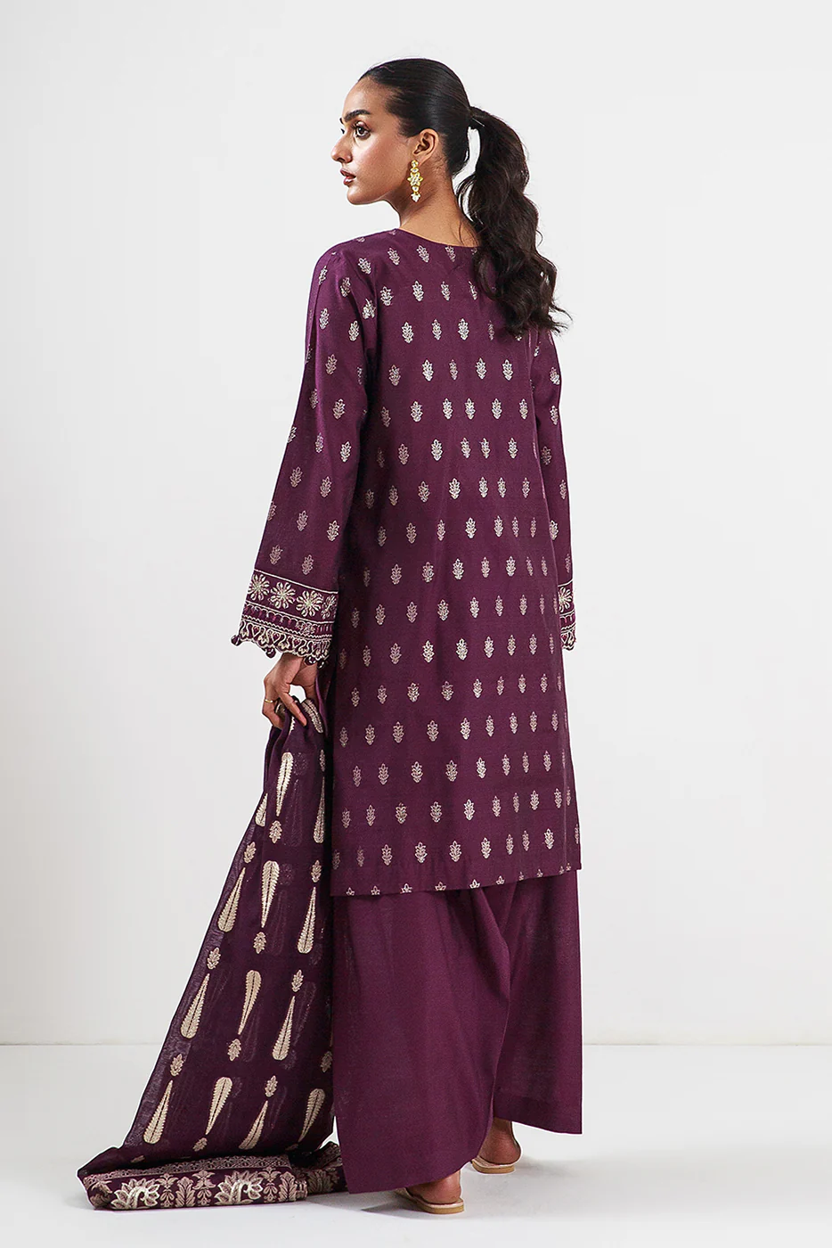 3 PIECE EMBROIDERED JACQUARD SUIT-PLUM SEQUIN (UNSTITCHED) - Image 7