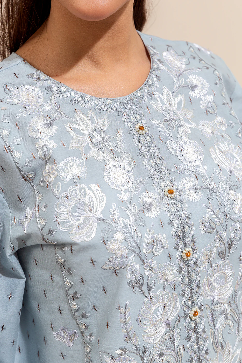 2 PIECE EMBROIDERED JACQUARD SUIT-ICEBERG VINES (UNSTITCHED) - Image 4