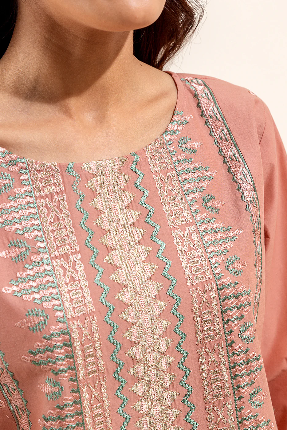 3 PIECE EMBROIDERED LAWN SUIT (UNSTITCHED) - Image 4