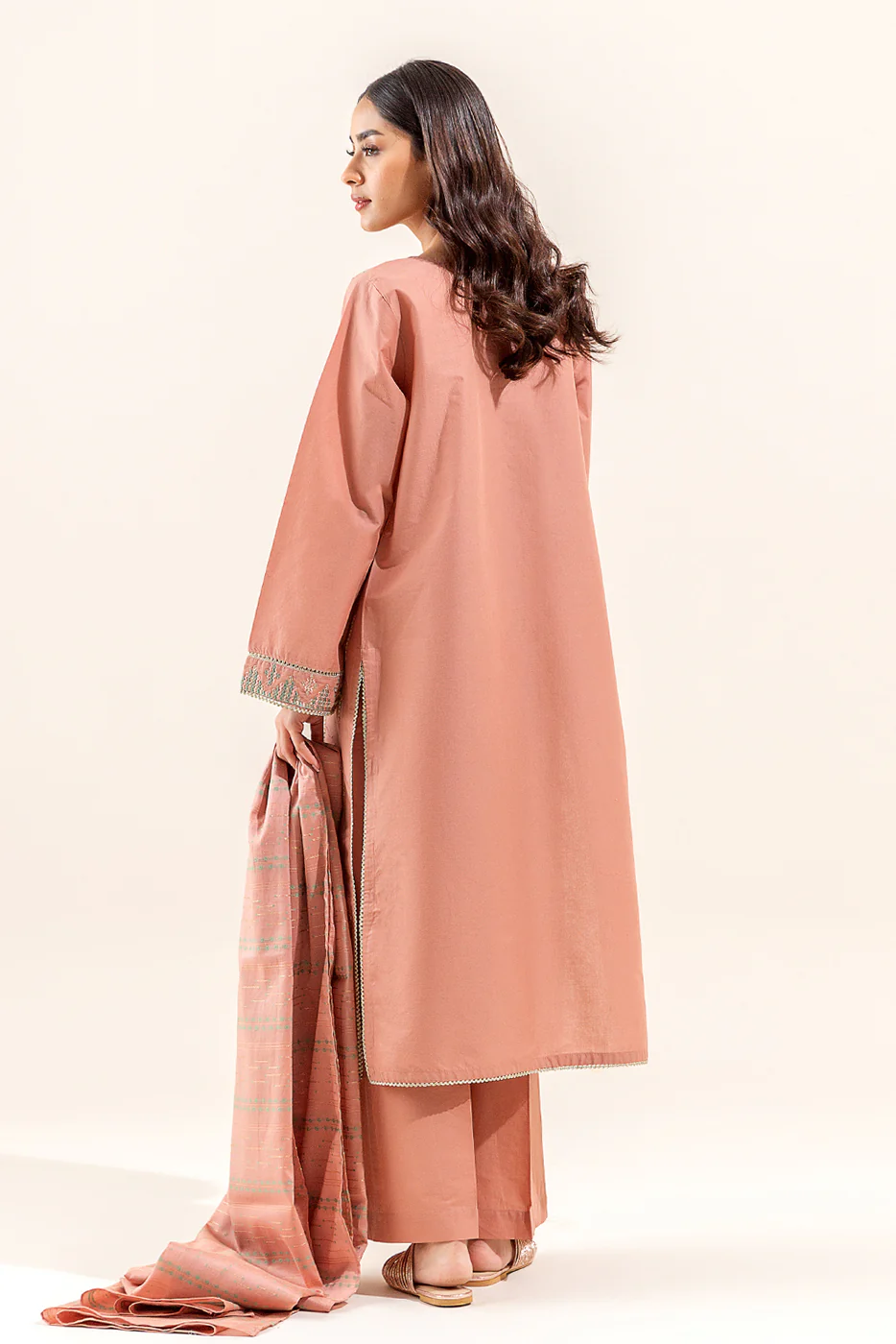 3 PIECE EMBROIDERED LAWN SUIT (UNSTITCHED) - Image 5
