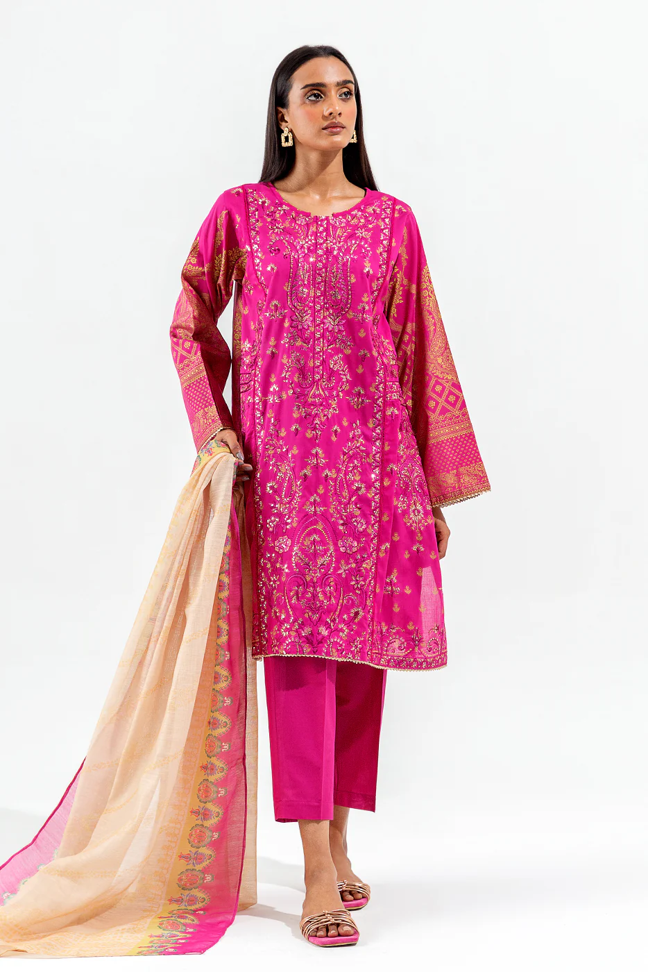 3 PIECE EMBROIDERED LAWN  SUIT (LUXURY PRET) - Image 3