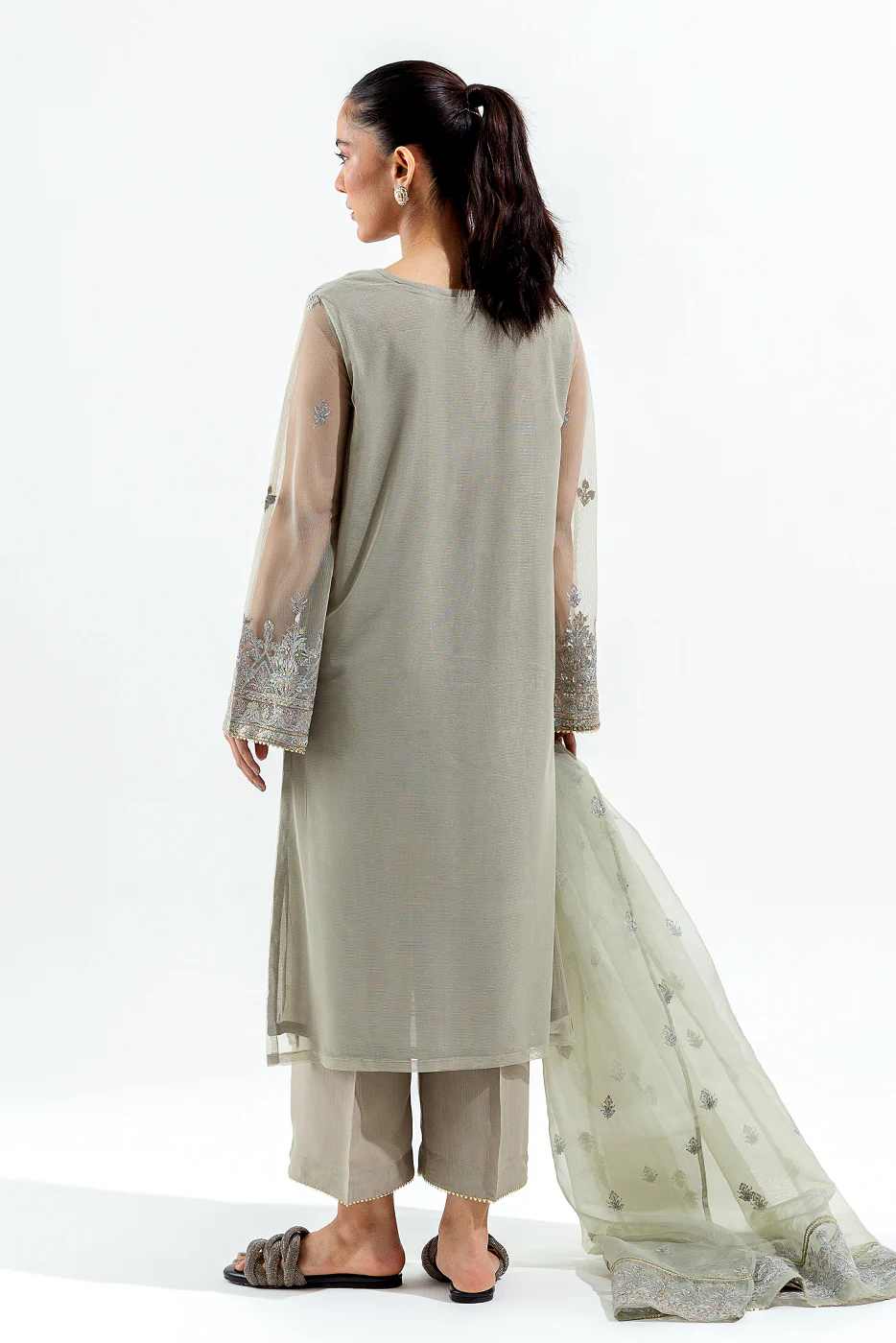 3 PIECE EMBROIDERED ORGANZA NET SUIT (LUXURY PRET) - Image 4