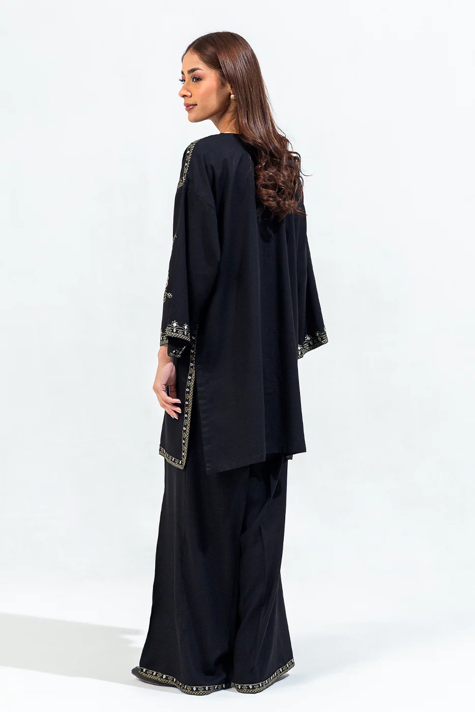 2 PIECE EMBROIDERED VISCOSE SUIT (PRET) - Image 3