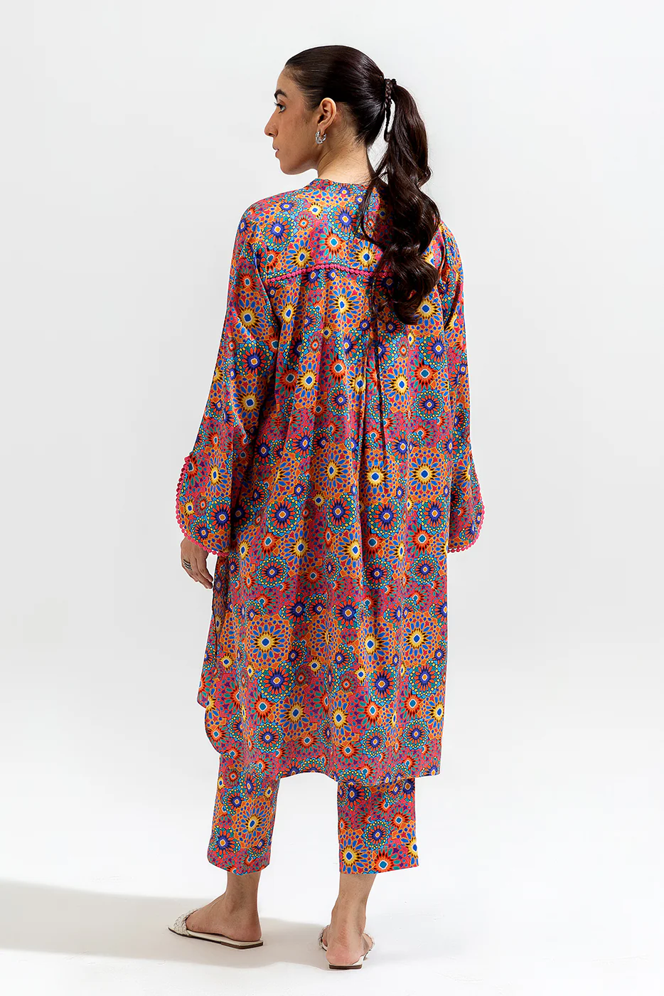 2 PIECE PRINTED PREMIUM LAWN SUIT (PRET) - Image 3