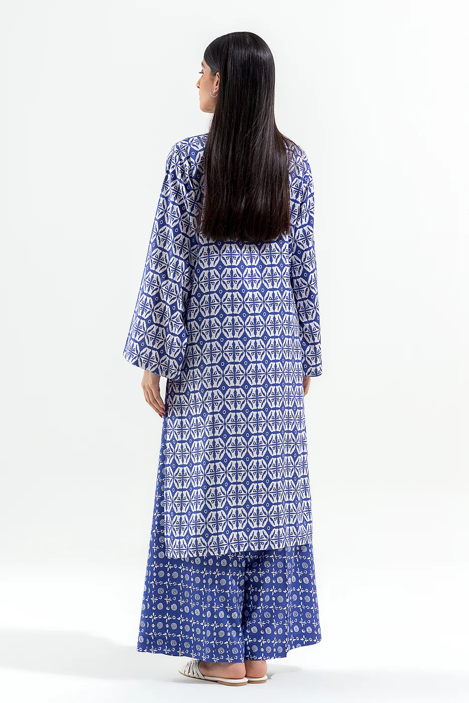 2 PIECE PRINTED VISCOSE SUIT (PRET) - Image 3