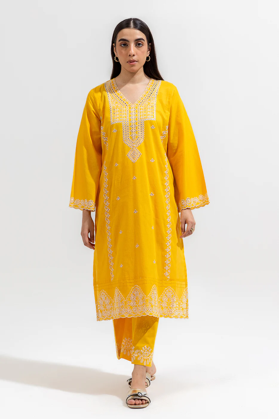 2 PIECE EMBROIDERED LAWN SUIT (PRET) - Image 2