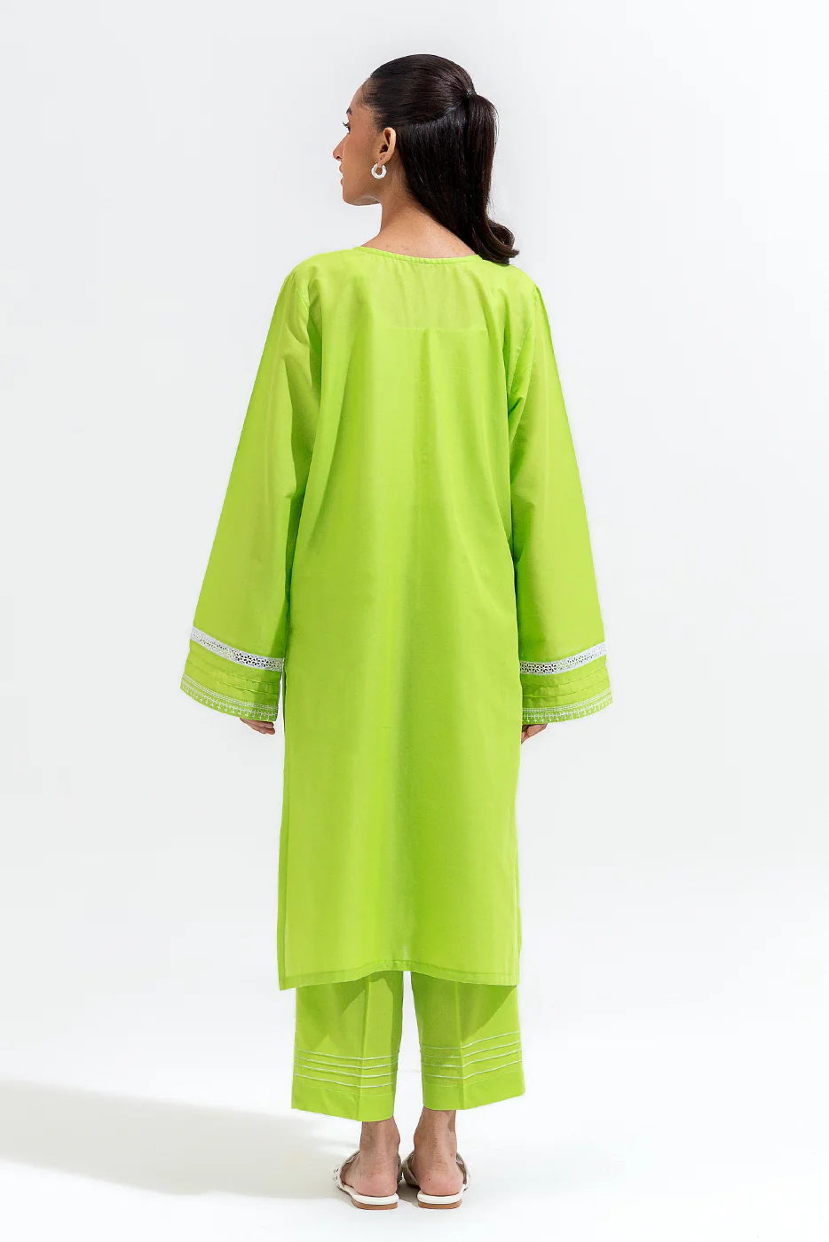 2 PIECE EMBROIDERED LAWN SUIT (PRET) - Image 3