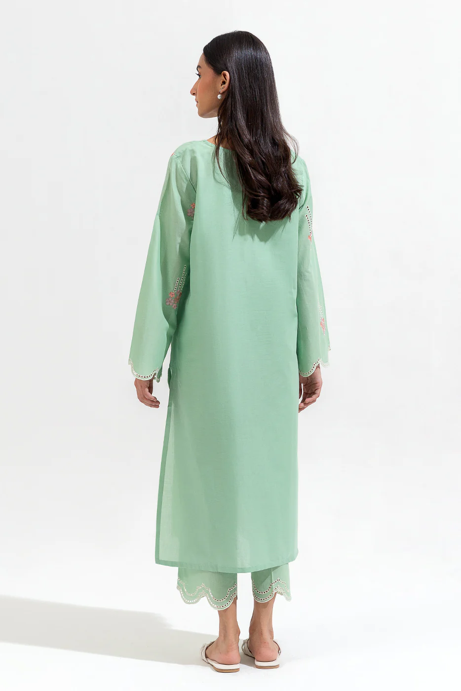 2 PIECE EMBROIDERED LAWN SUIT (PRET) - Image 3