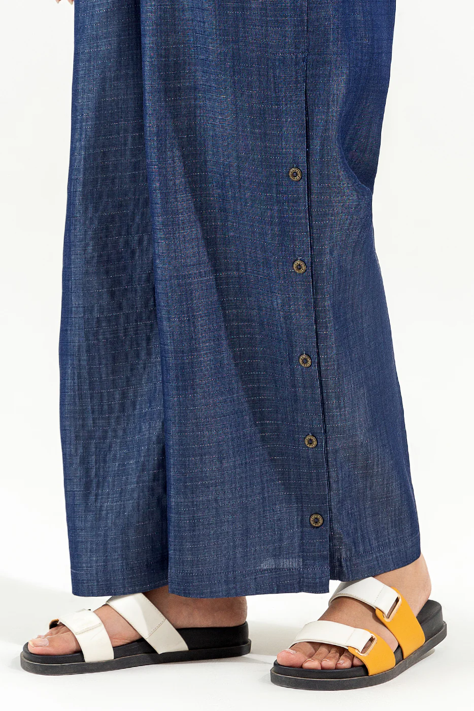 TENCEL WIDE LEG TROUSER - Image 3
