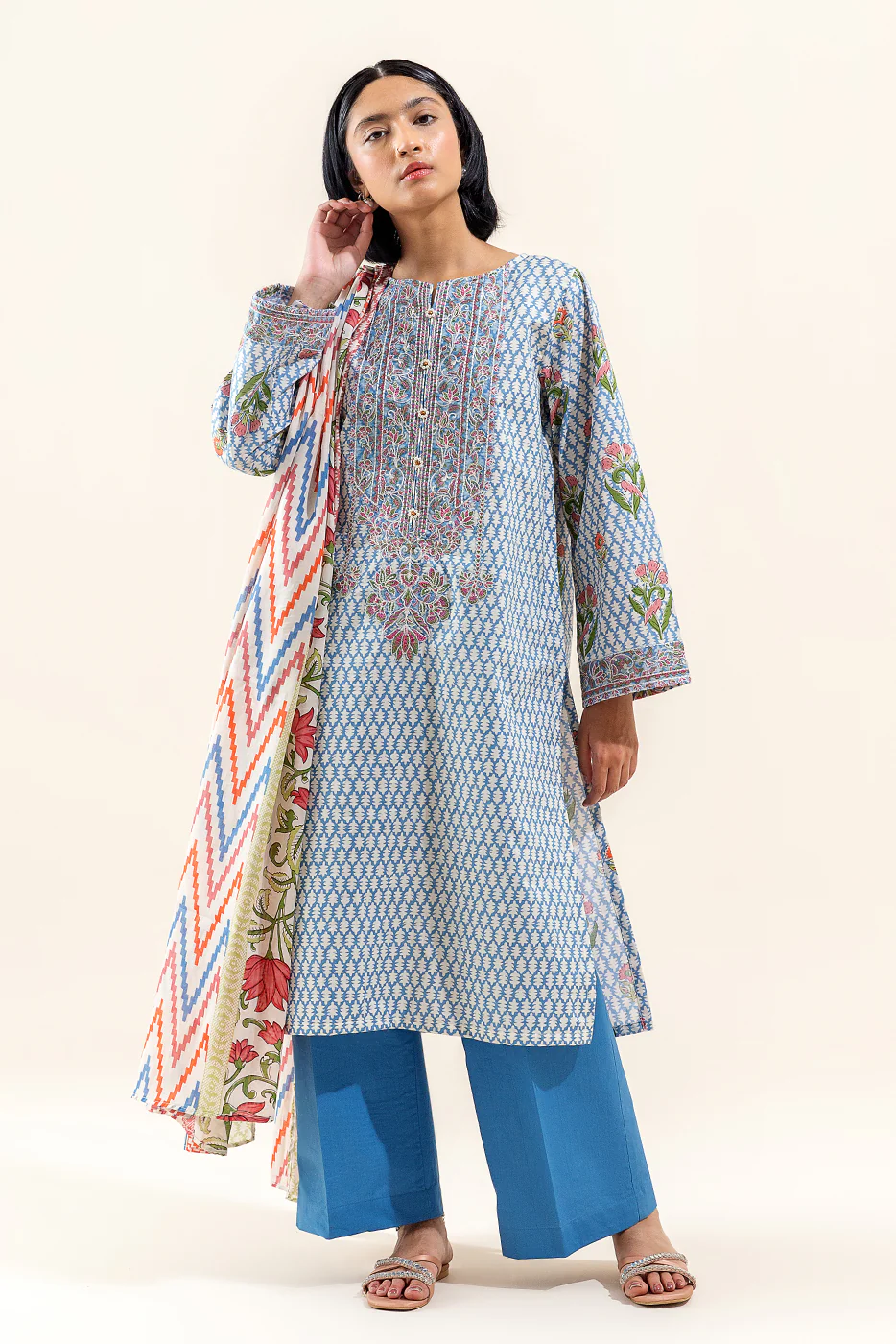 3 PIECE EMBROIDERED LAWN SUIT-EAST VERVE (UNSTITCHED) - Image 2