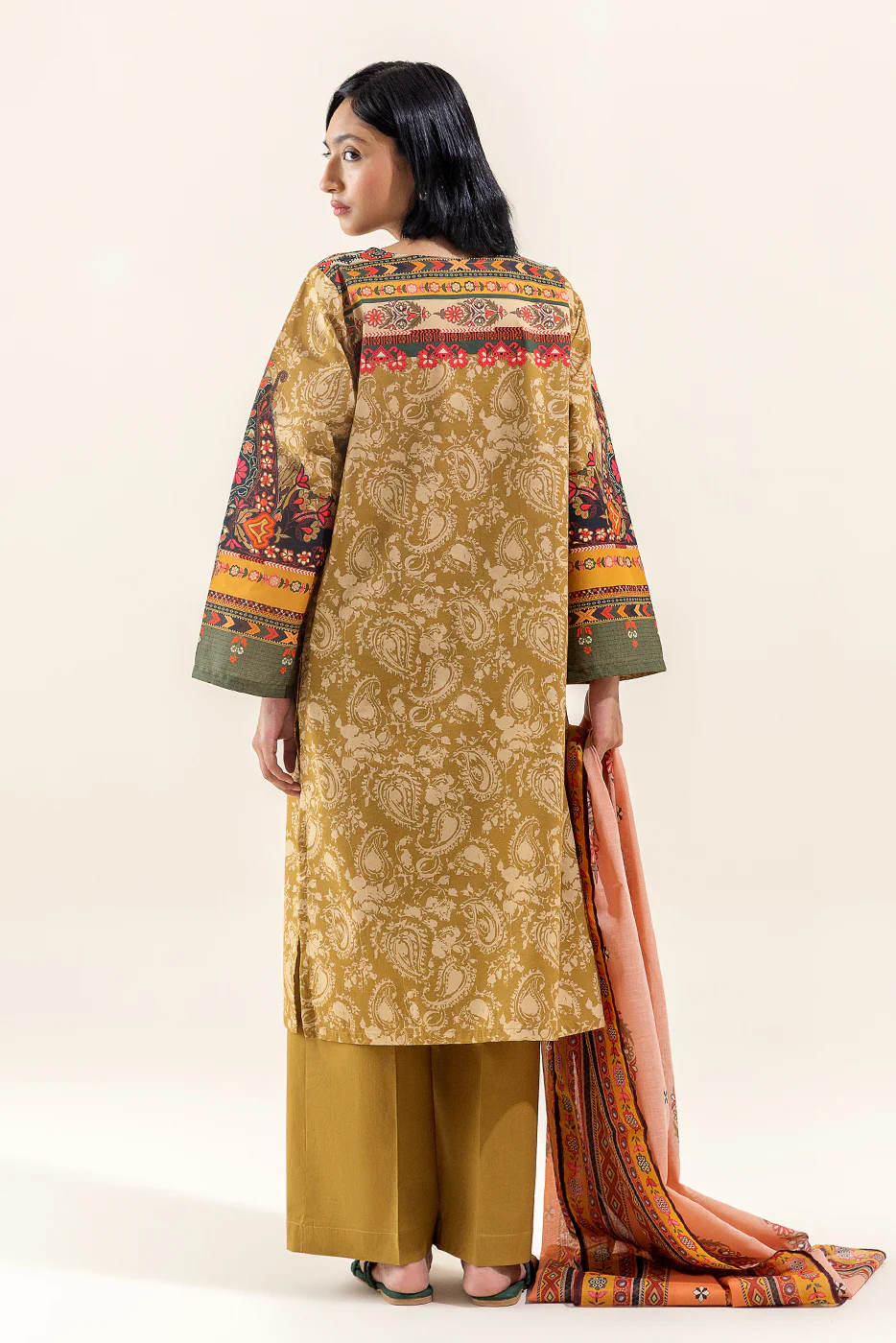 3 PIECE PRINTED LAWN SUIT-MEDALLION TRIBE (UNSTITCHED) - Image 4