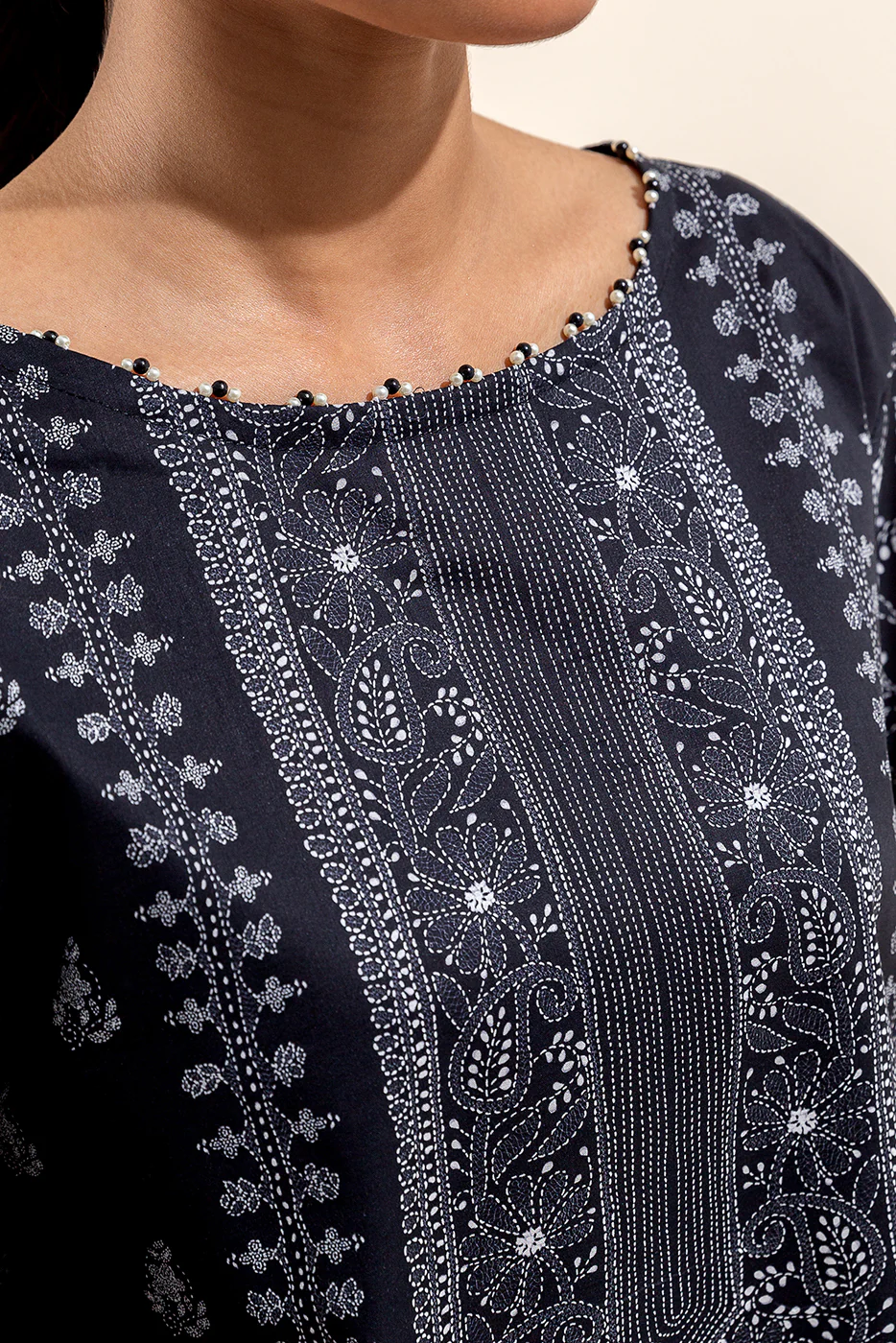 3 PIECE PRINTED LAWN SUIT-SABLE STONE (UNSTITCHED) - Image 5