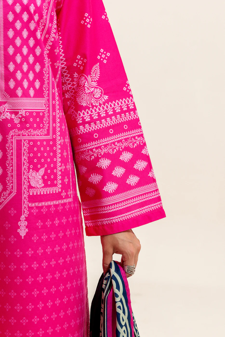 3 PIECE PRINTED LAWN SUIT-MELLOW GLINT (UNSTITCHED) - Image 6