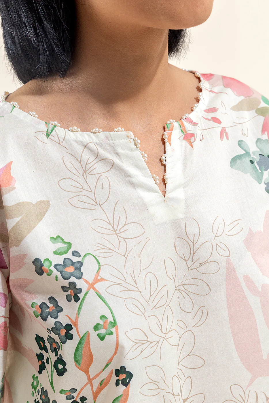 3 PIECE PRINTED LAWN SUIT-IVORY SHRUB (UNSTITCHED) - Image 5