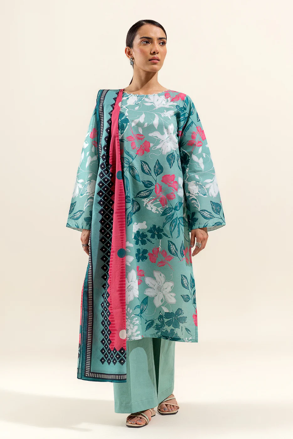 3 PIECE PRINTED LAWN SUIT-TENDER LEAF (UNSTITCHED) - Image 3