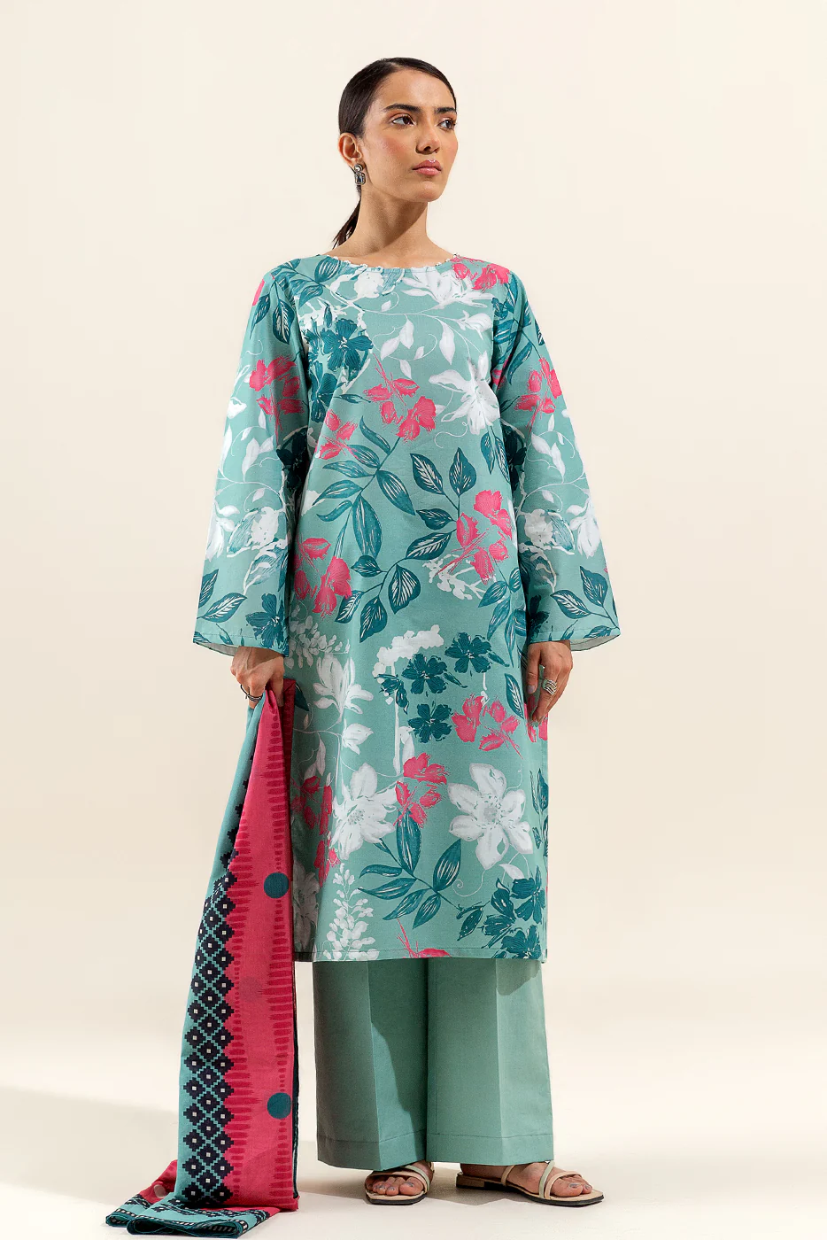 3 PIECE PRINTED LAWN SUIT-TENDER LEAF (UNSTITCHED) - Image 4