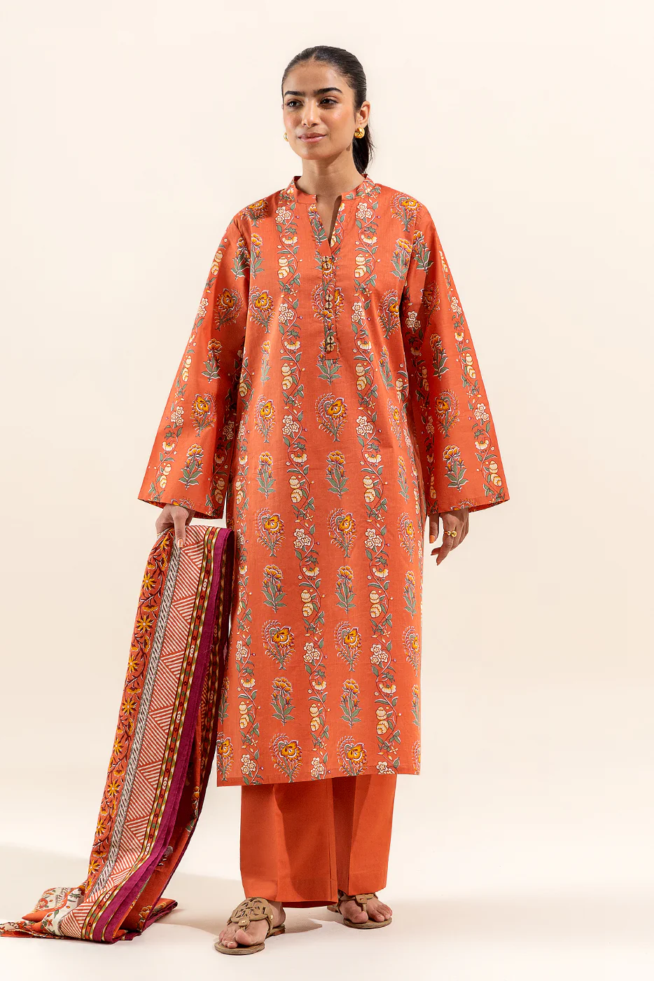 3 PIECE PRINTED LAWN SUIT-SCARLET GLOOM (UNSTITCHED) - Image 3