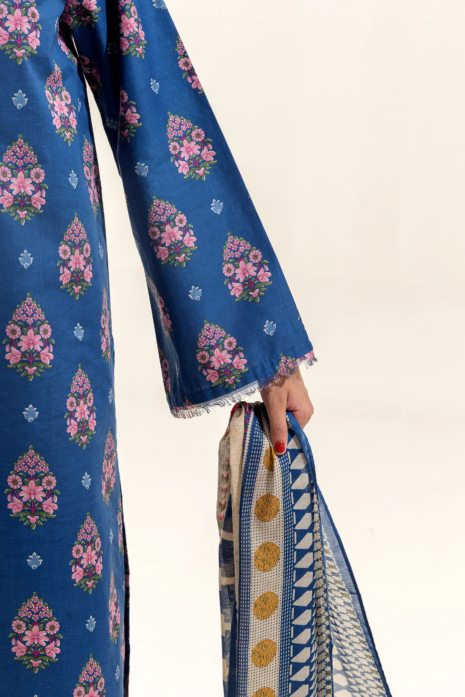 3 PIECE PRINTED LAWN SUIT-AEGEAN BLOOM (UNSTITCHED) - Image 5
