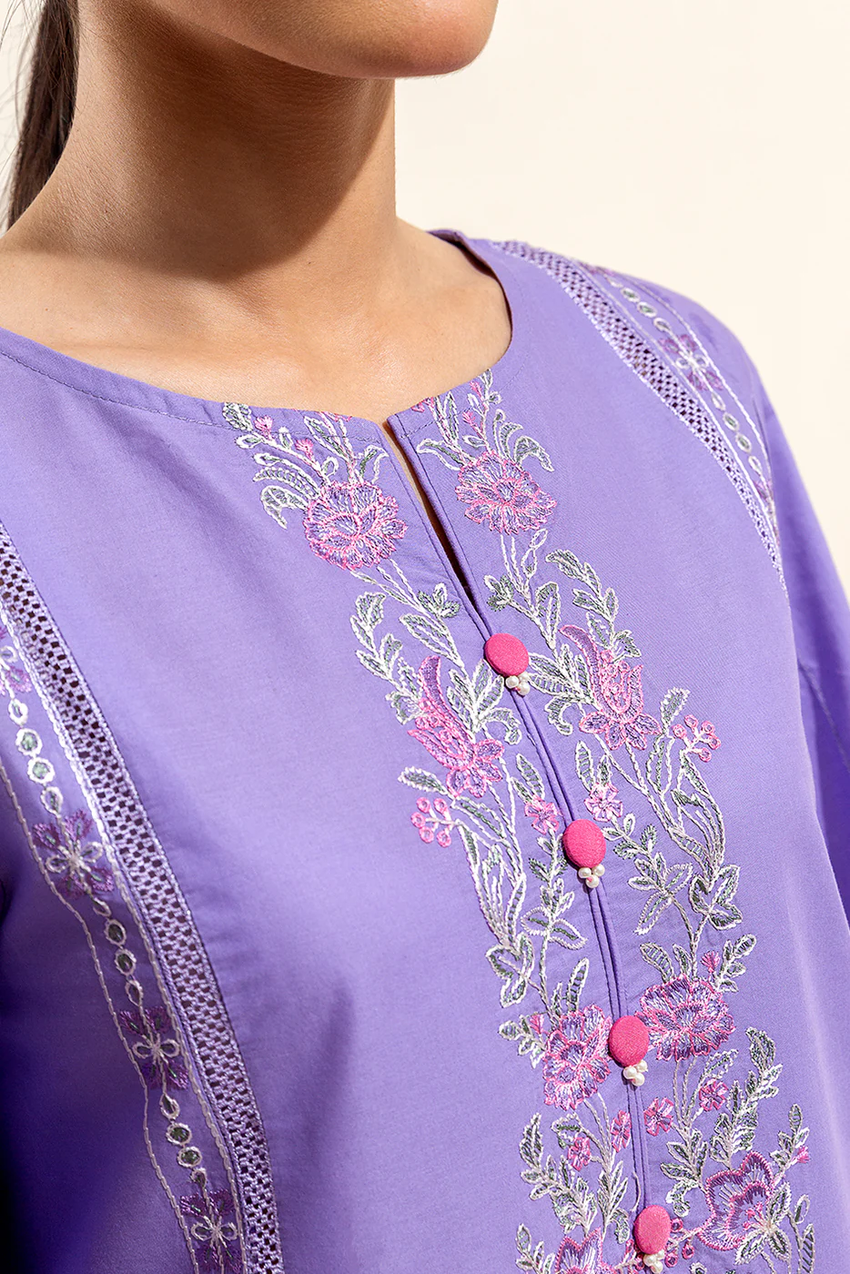 3 PIECE EMBROIDERED LAWN SUIT-ROSEATE MUSE (UNSTITCHED) - Image 5