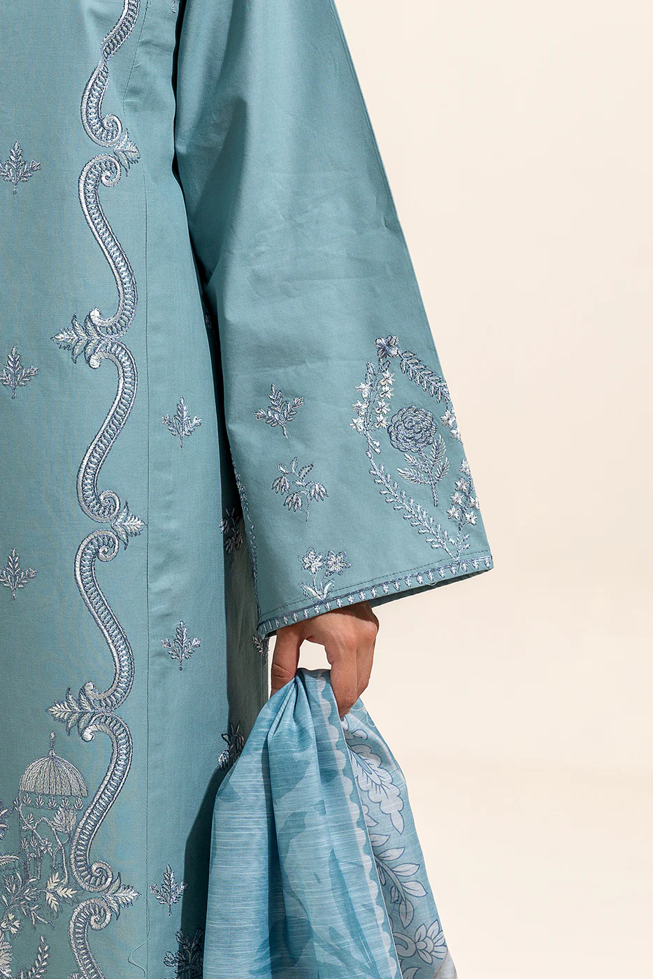 3 PIECE EMBROIDERED LAWN SUIT-ICE BLOOM (UNSTITCHED) - Image 6