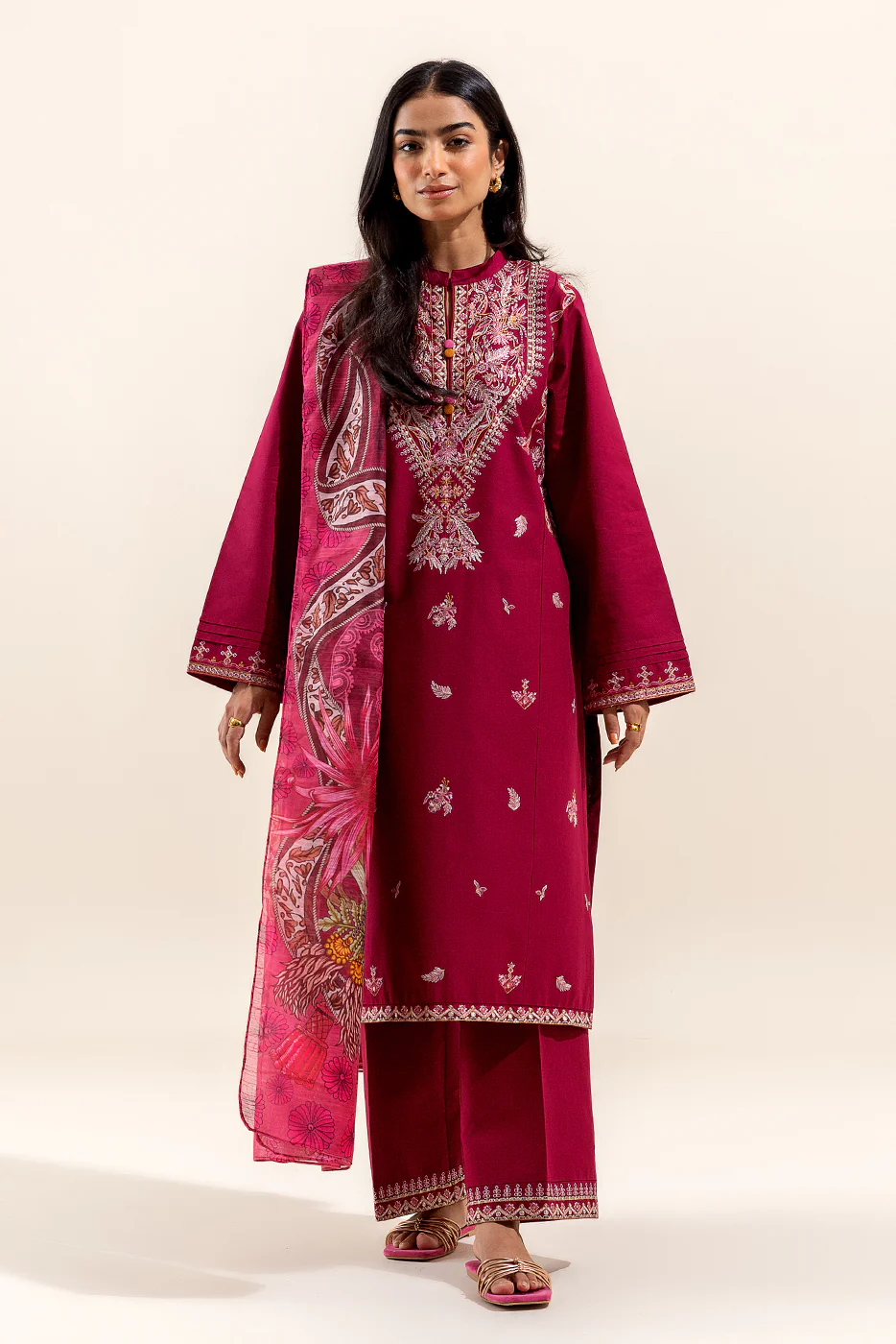 3 PIECE EMBROIDERED LAWN SUIT-CRIMSON HUES (UNSTITCHED) - Image 2