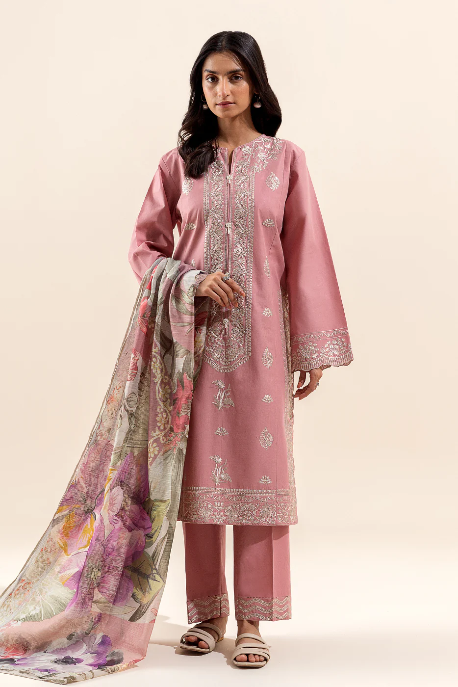 3 PIECE EMBROIDERED LAWN SUIT-CREPE PEARL (UNSTITCHED) - Image 3