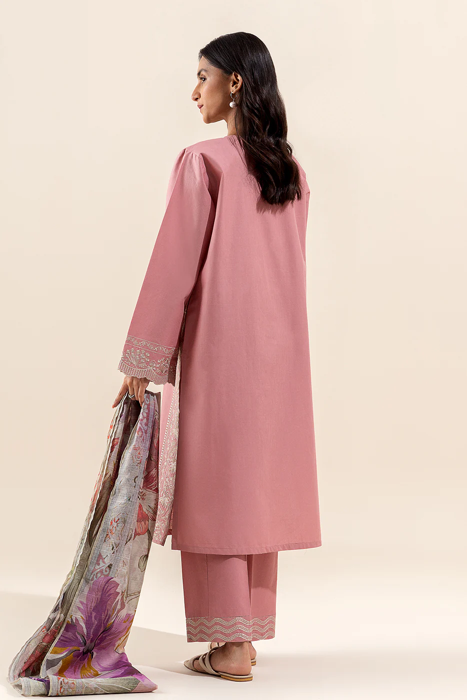 3 PIECE EMBROIDERED LAWN SUIT-CREPE PEARL (UNSTITCHED) - Image 4