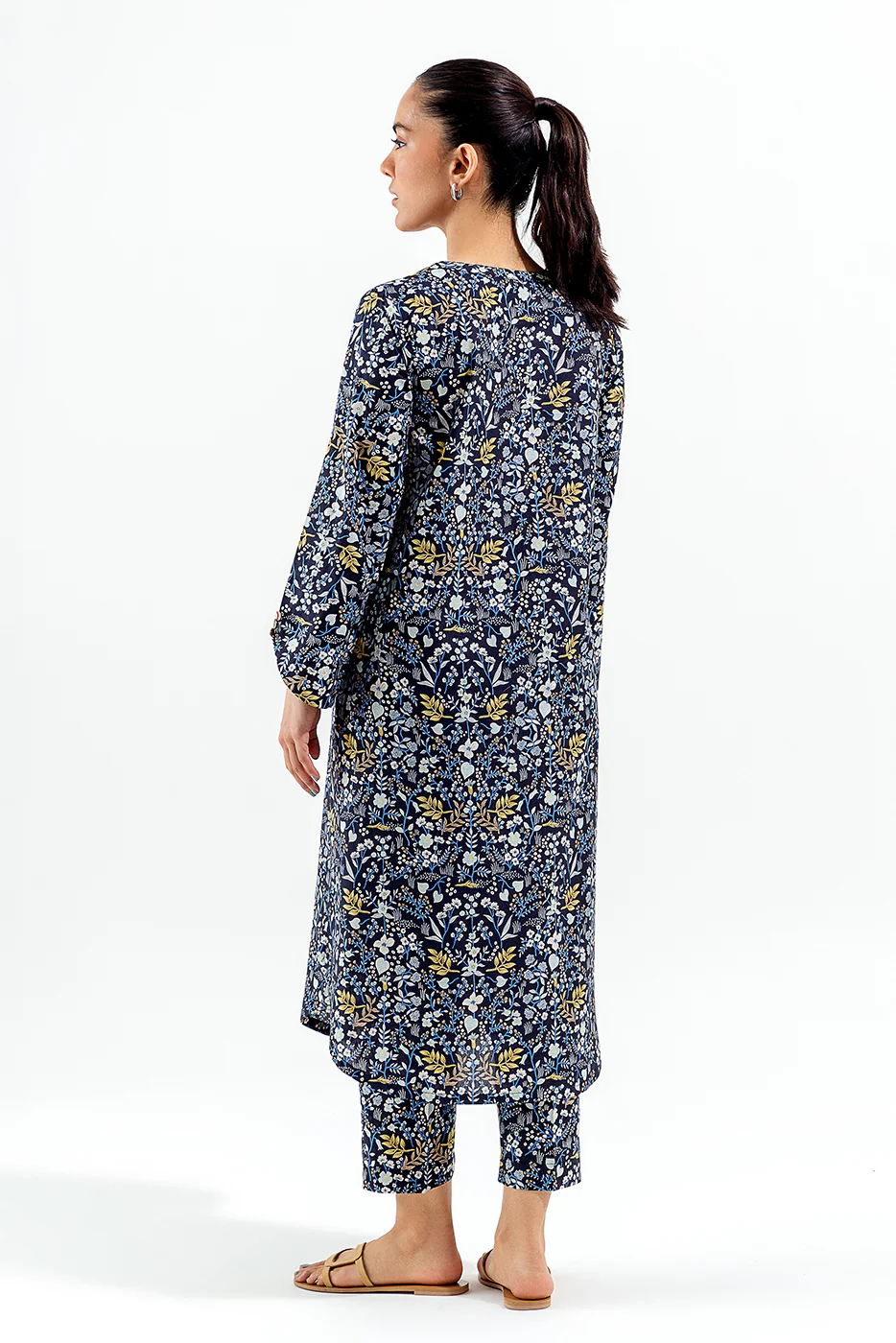 2 PIECE PRINTED CAMBRIC SUIT (PRET) - Image 2