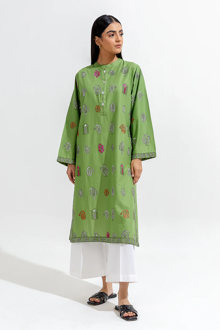 EMBROIDERED LAWN SHIRT (PRET) - Image 4