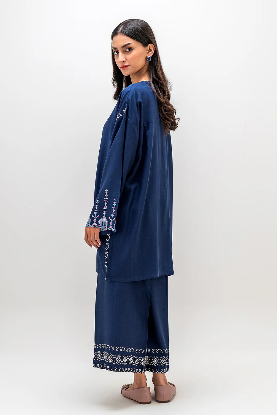 2 PIECE EMBROIDERED VISCOSE SUIT (PRET) - Image 3