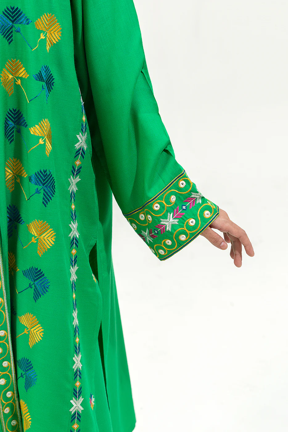 2 PIECE EMBROIDERED VISCOSE SUIT (PRET) - Image 5