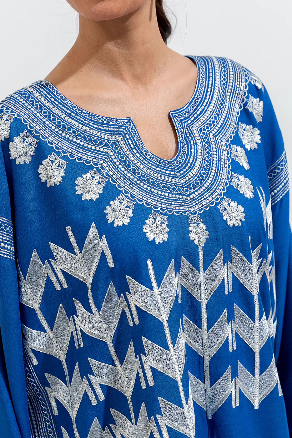 EMBROIDERED VISCOSE SHIRT (PRET) - Image 4