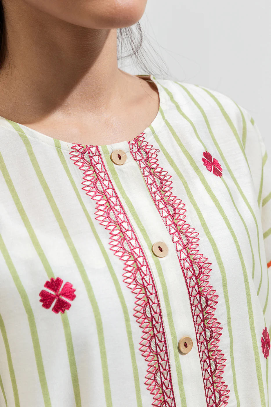 2 PIECE EMBROIDERED YARN DYED SUIT (PRET) - Image 5