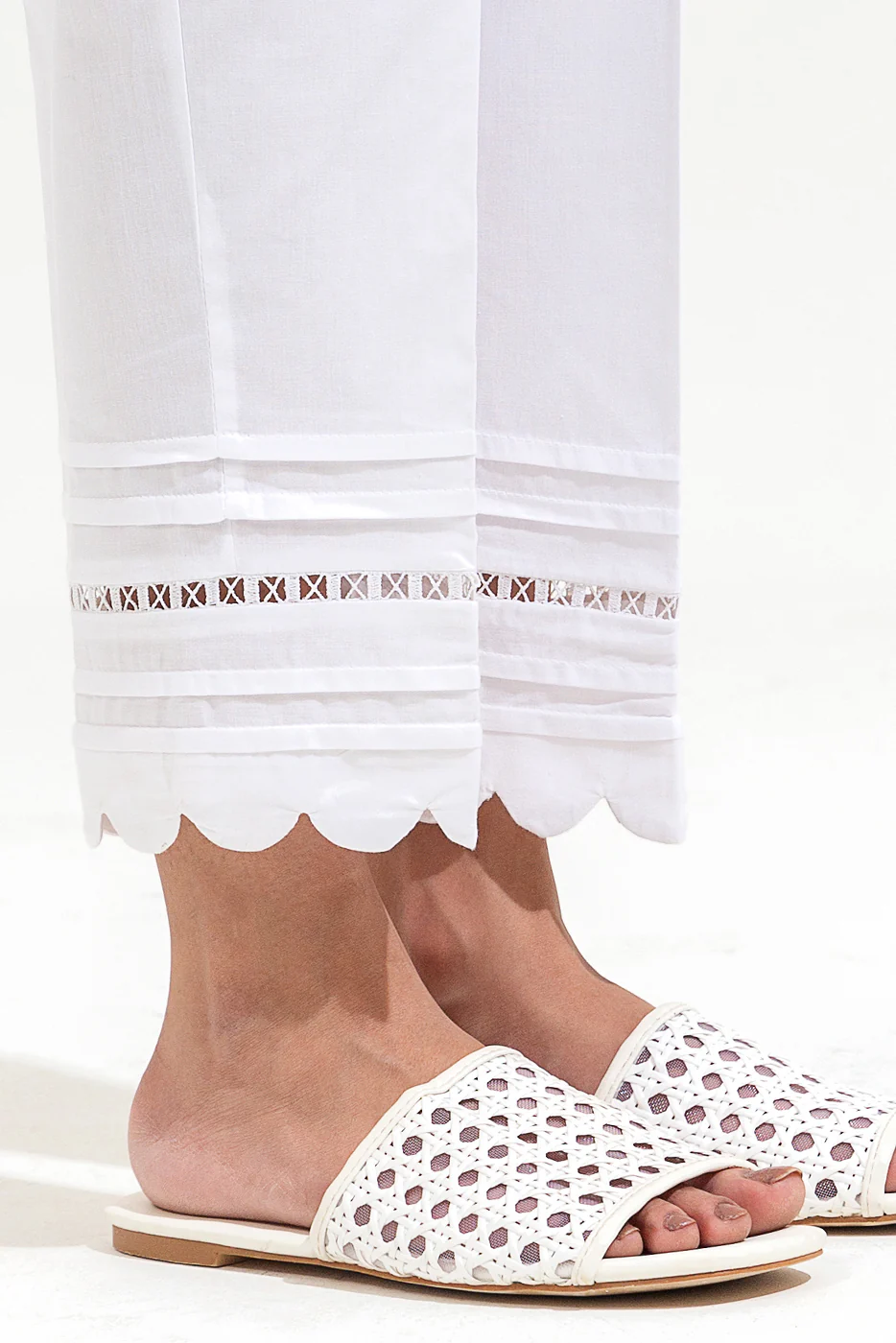 BASIC STRAIGHT PANTS - Image 2