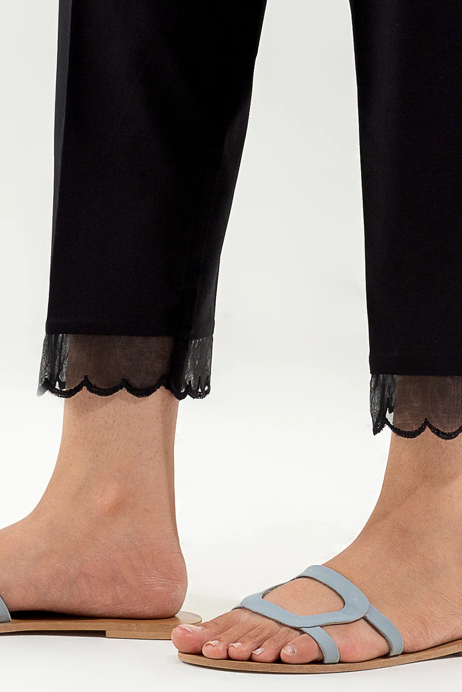 BASIC STRAIGHT PANTS - Image 2