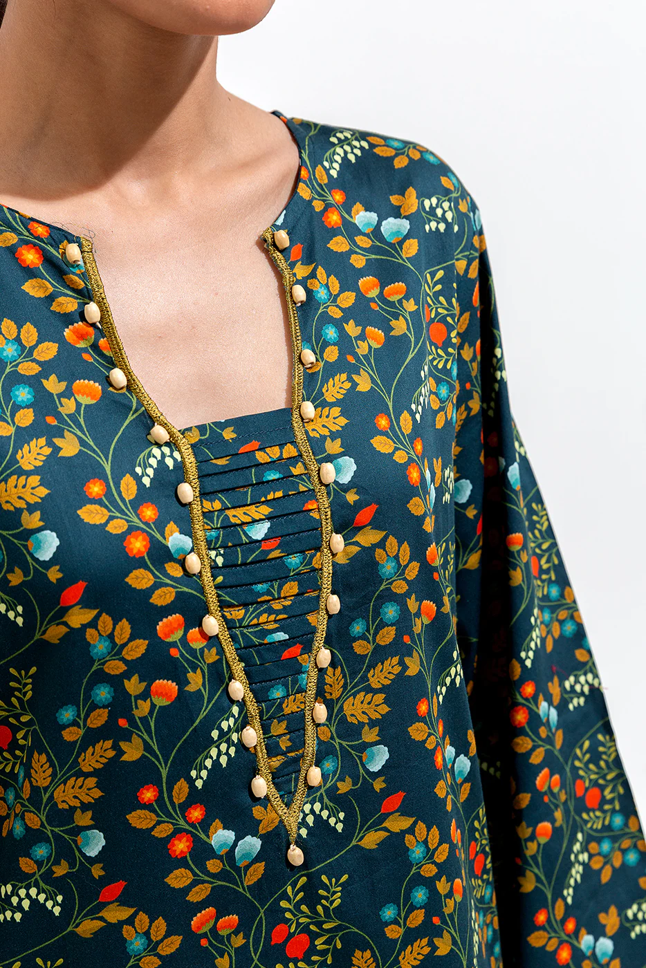 2 PIECE PRINTED PREMIUM LAWN SUIT (PRET) - Image 4
